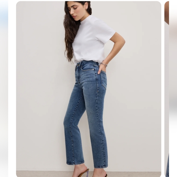 Good American Straight Leg Jeans - Blue - Picture 1 of 2